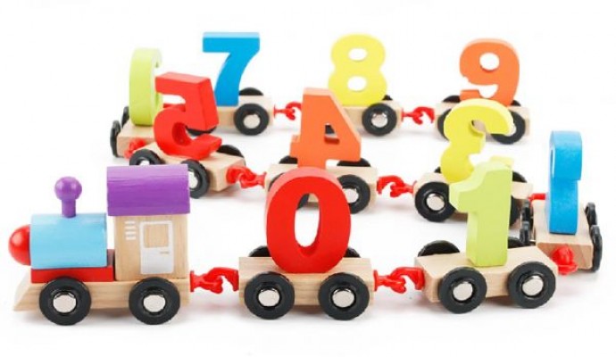 لعبة مونتيسوري قطار الأرقام الخشبية